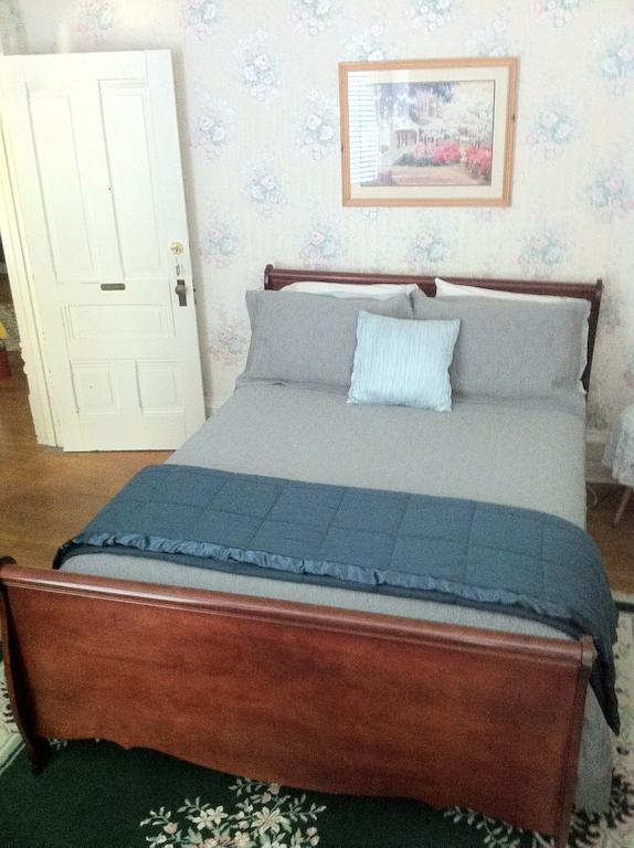 Grand Avenue Bed And Breakfast Carthage Zimmer foto