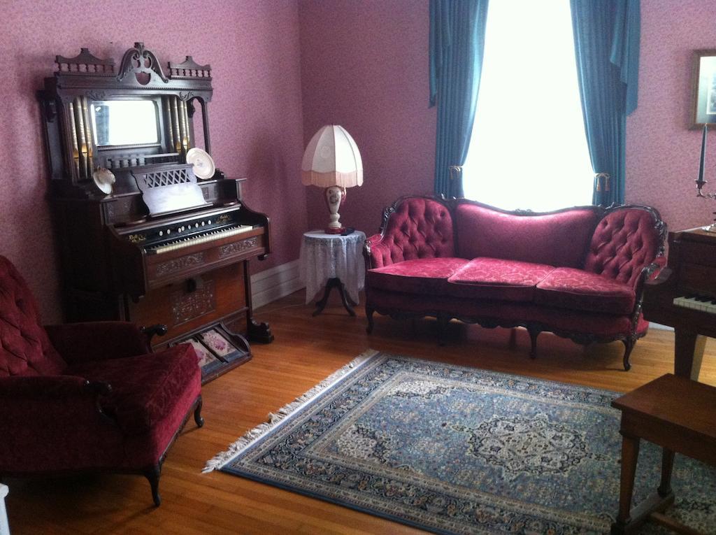 Grand Avenue Bed And Breakfast Carthage Exterior foto